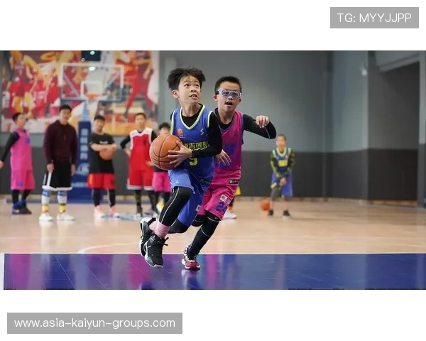 职业球员是否参与青少年篮球培训，专业青少年篮球培训提供篮球服务